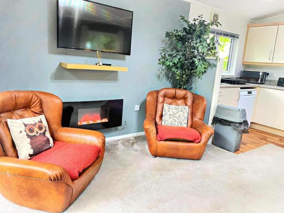 Woodland View -Hot Tub-Tenby-Carmarthen-St Clears Kültér fotó