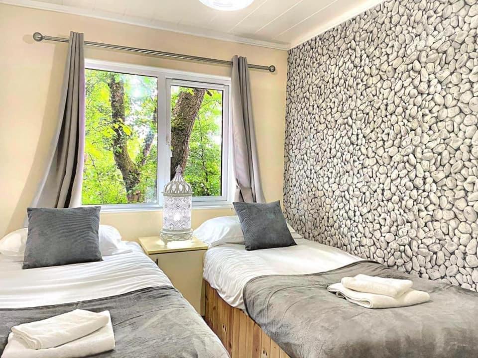 Woodland View -Hot Tub-Tenby-Carmarthen-St Clears Kültér fotó